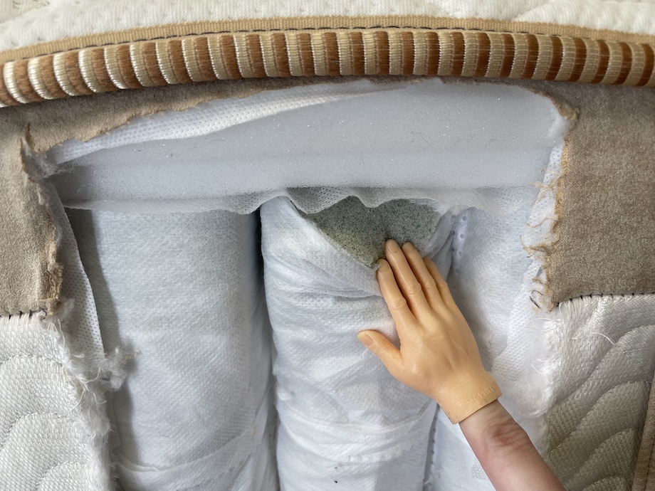 Best Mattress for Spinal Stenosis, Medically Reviewed 21 The layers of the Saatva RX mattress