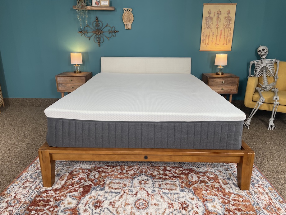 Emma Hybrid Comfort product view