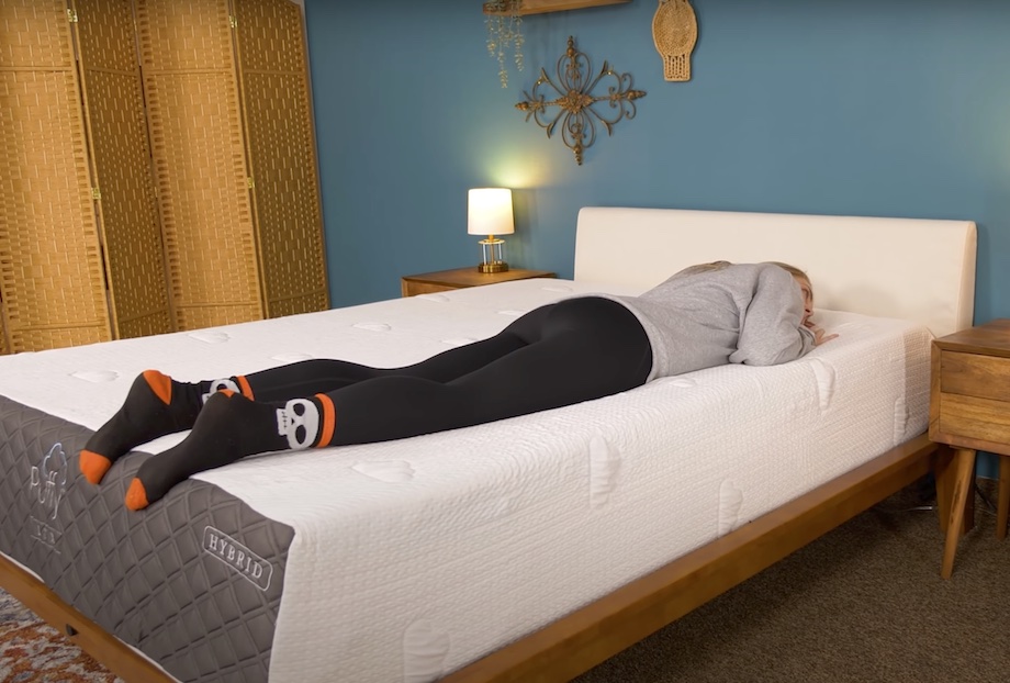 Puffy Lux Hybrid Mattress Review 8 Testing the Puffy Luxe Hybrid for stomach sleepers