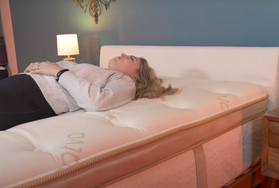 Saatva HD Mattress Review for 2025, Expert Tested 9 Saatva HD back sleeper testing