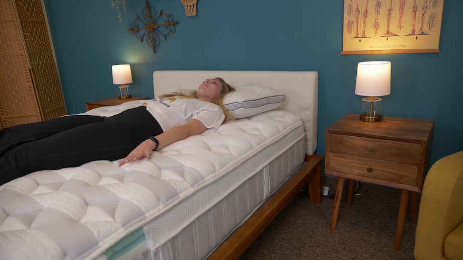 Leesa Sapira Chill Hybrid side sleeper testing