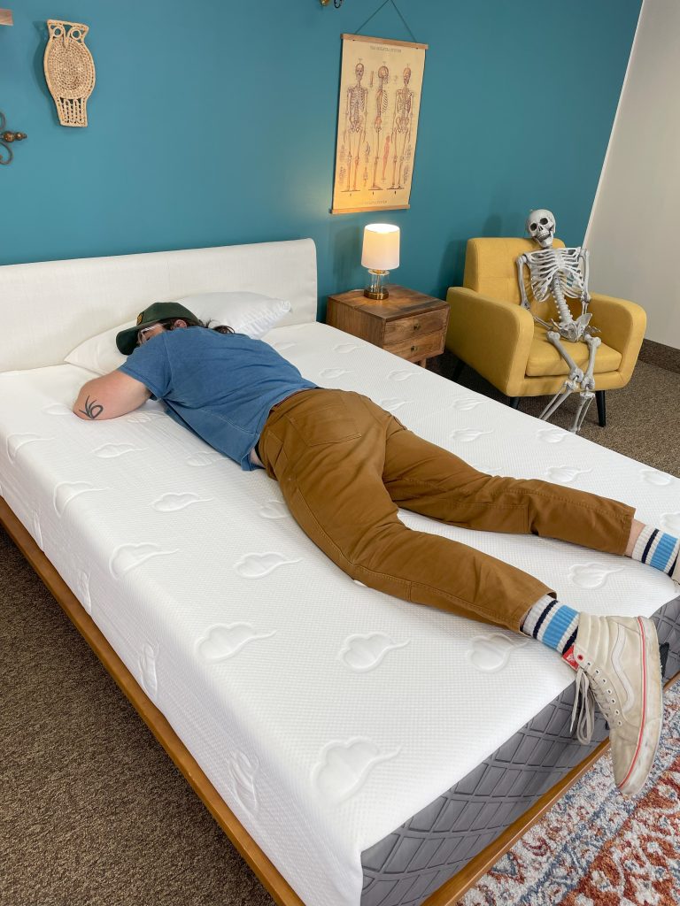 Puffy Cloud Mattress Review for 2025, Expert Tested 9 Puffy Cloud Heavyweight Stomach Sleepers